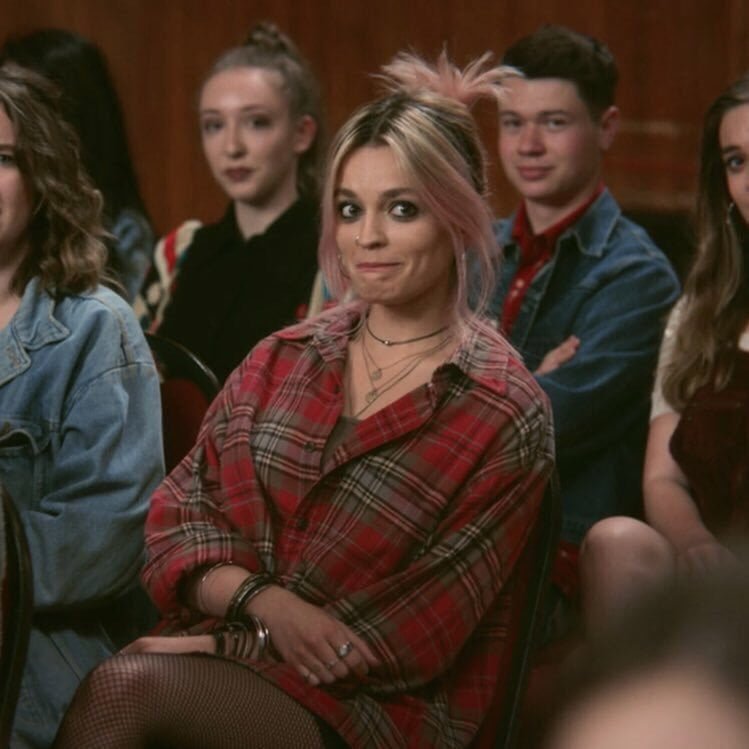 Maeve Sex Education Plaid Oversize Shirt Outfit