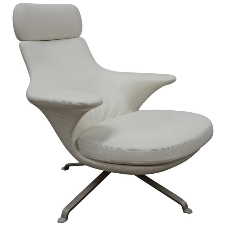 radar armchair in white kappa leather by james Irvine