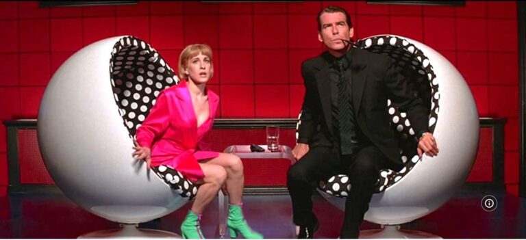 Mars Attacks! aarnio eero ball chairs