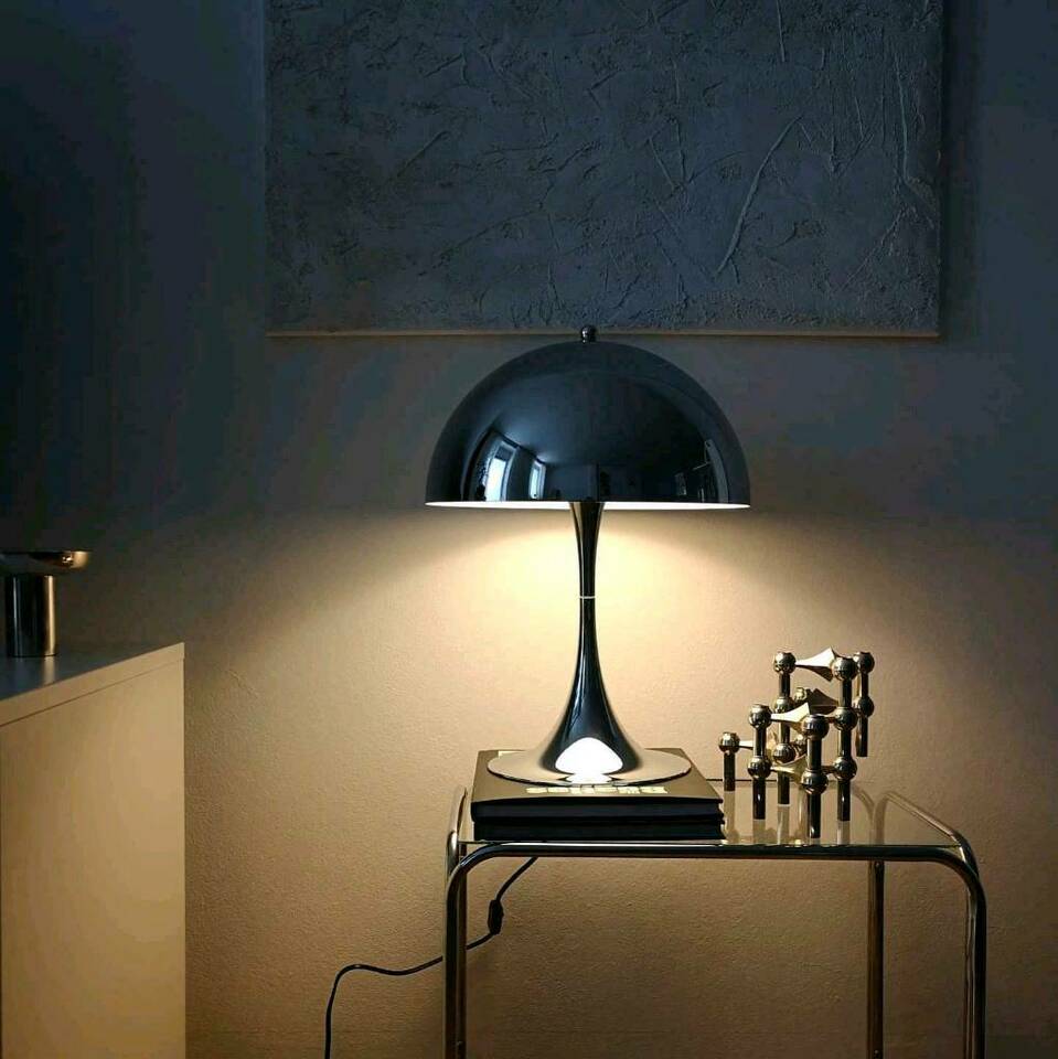 panthella-mushroom-lamp-black