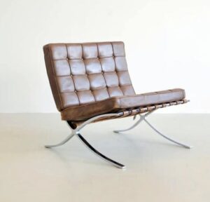 barcelona chair brown