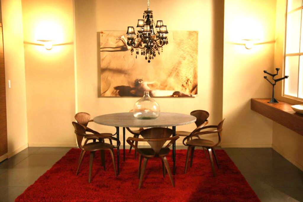 gossip girl dinning chairs