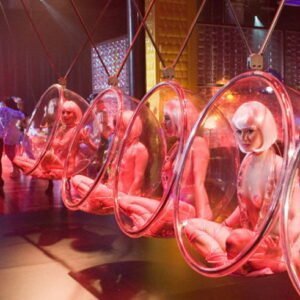 Bubble-Chair-by-Eero-Aarnio-1968-in-Gamer-2009