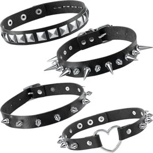 collars of nana Osaki set