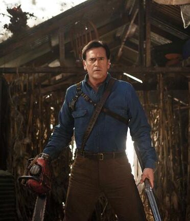 ASH FROM THE EVIL DEAD- A COSTUME AND COSPLAY GUIDE FOR HALLOWEEN