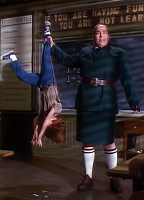 Costume-Inspo-Trunchbull-Matilda-movie