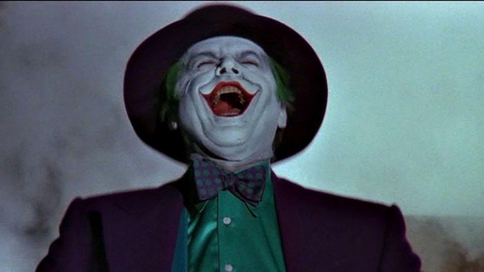 Costume Tutorial -Dress Up Like The Joker 1989 from Batman