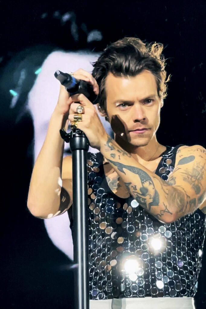 Harry Styles dressed in sequins at Wembley Stadium in June 2020