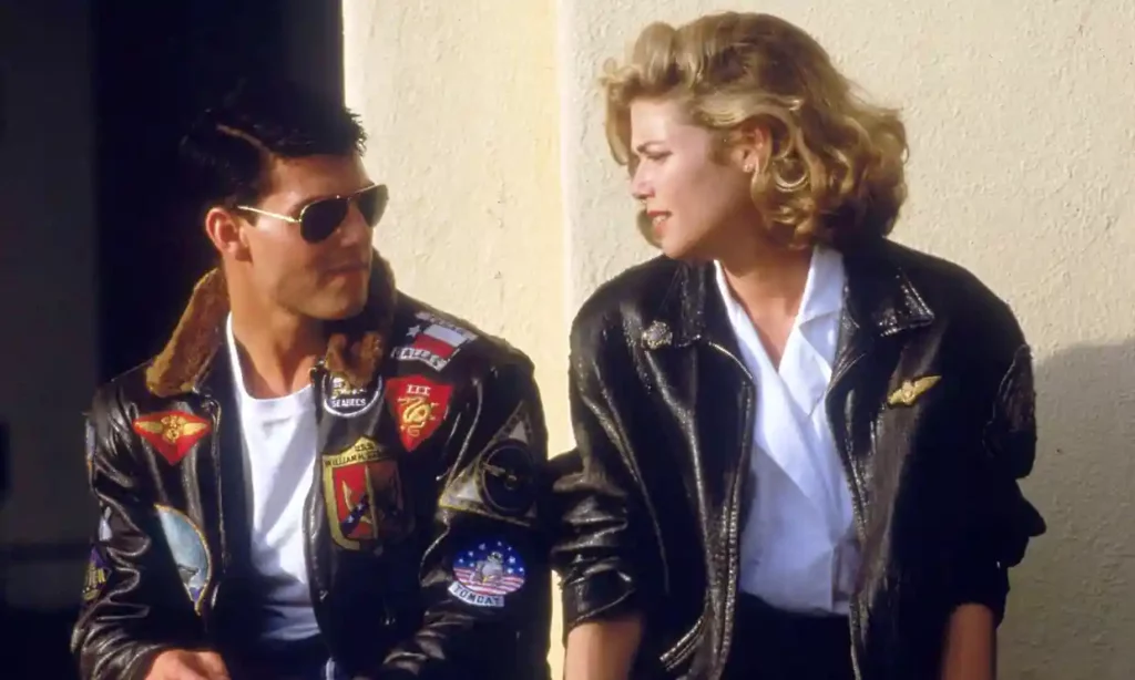 Costume Guide - Dress Up Like Pete ‘Maverick’ Mitchell - Top Gun -2