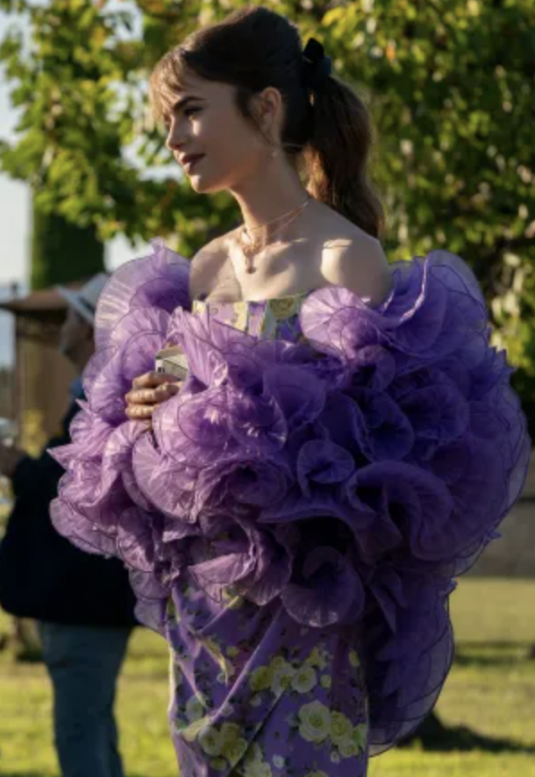 Fashion_Style_Emily_in_Paris-7