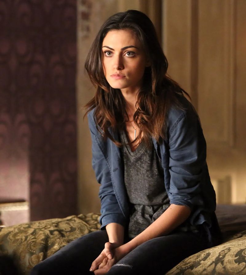 Hayley coated jeans shirt and lace-up boots outfit from The Originals