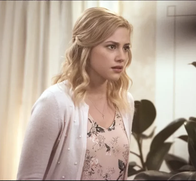 Riverdale Lily Reinhart Outfits Style Clothes and Looks