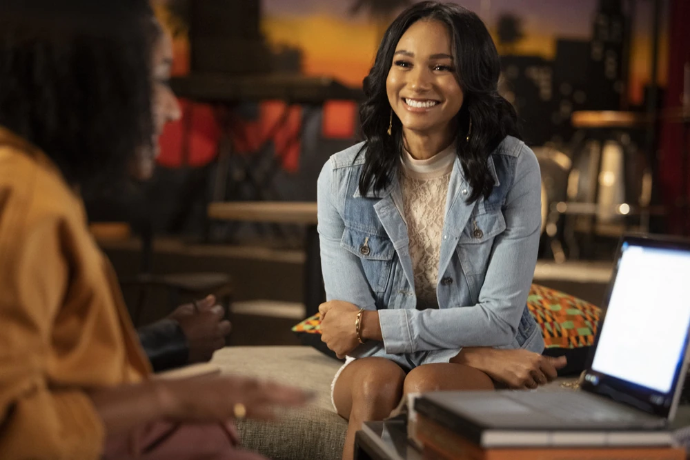 Steal the Look from Layla Keating All American -denim outfit