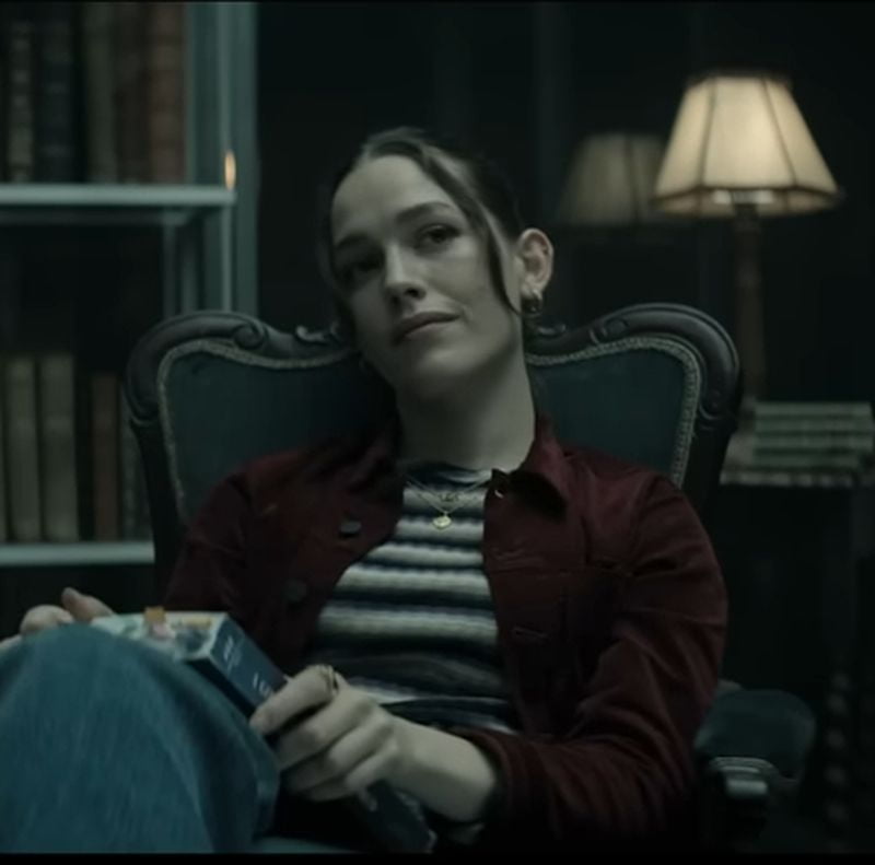 The outfit of Victoria Pedretti as Love Quinn in YOU season 4 teaser