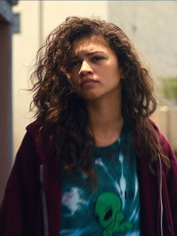 Steal the Look - Dress Like Rue Bennett from Euphoria - Elemental Spot