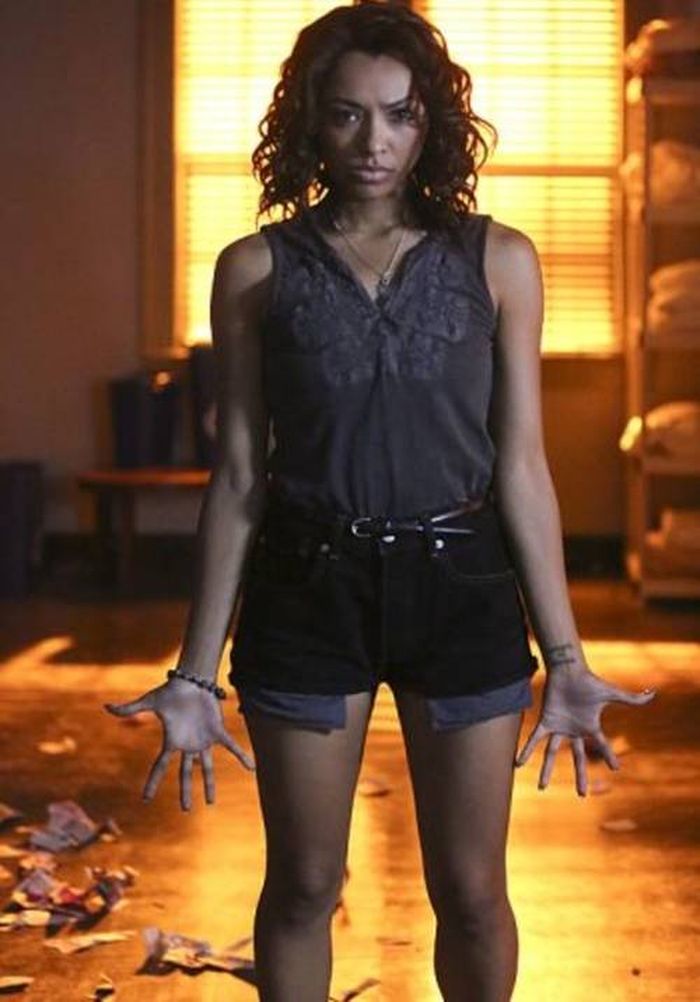Lucky Brand Embroidered Bib Tank worn by Bonnie Bennett Kat Graham seen in The Vampire Diaries S07E03