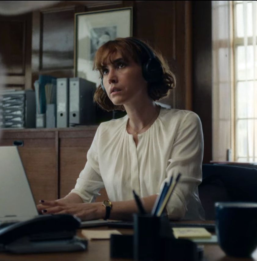 Hugo Boss Banora Stretch Silk Blouse worn by Anna Barton (Charlie Murphy), seen in Obsession (S01E02)