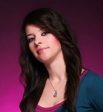 Marrisa W Fashion Writer Bio