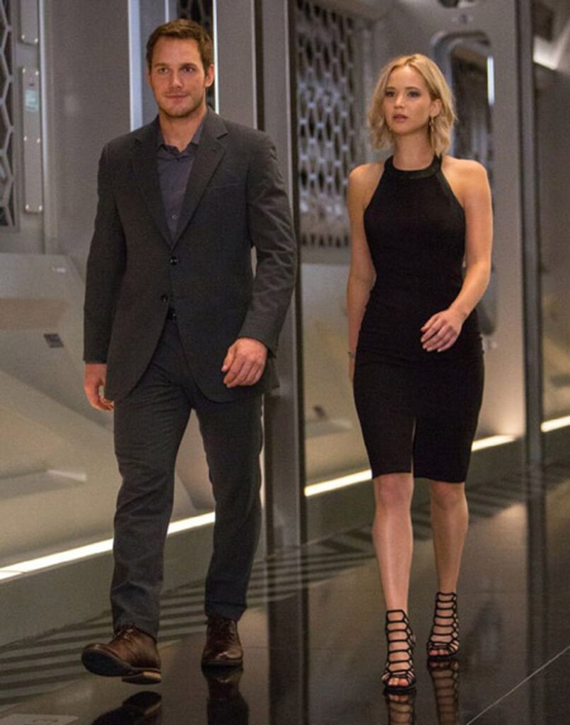 Jennifer Lawrence’s Black Halter Dress in Passengers