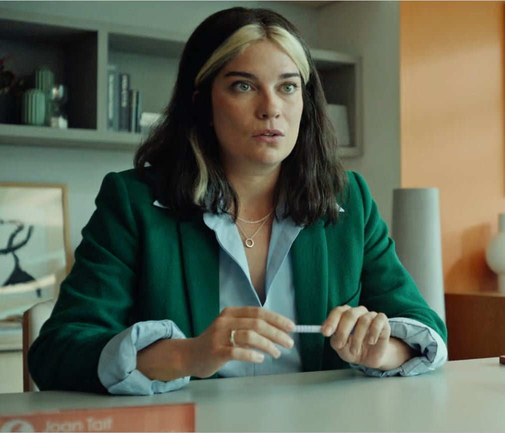 Episode One’s ‘Joan is Awful’ Green Blazer Outfit- Black Mirror