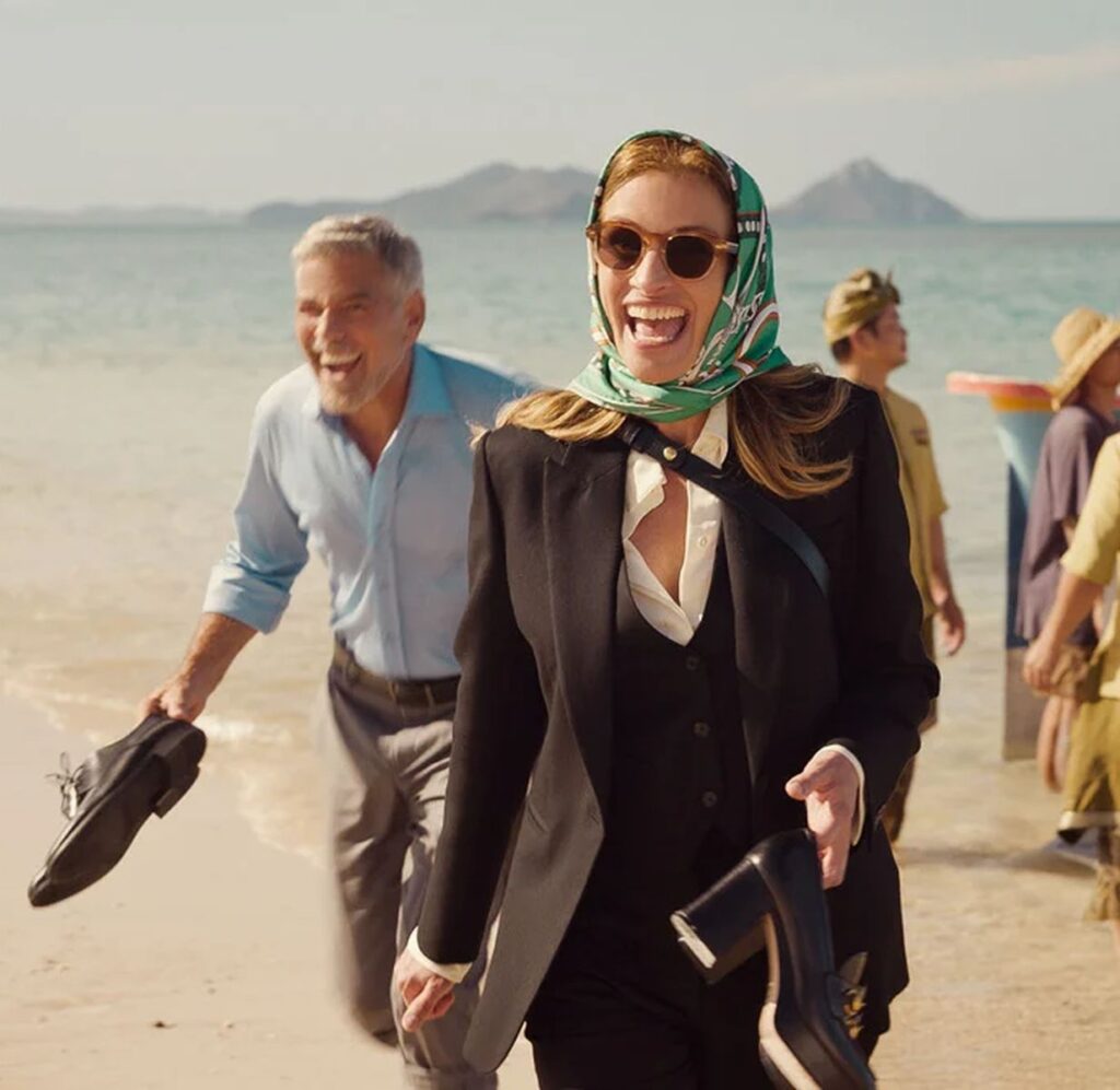 Georgia’s Green Print Headscarf in Ticket to Paradise-2