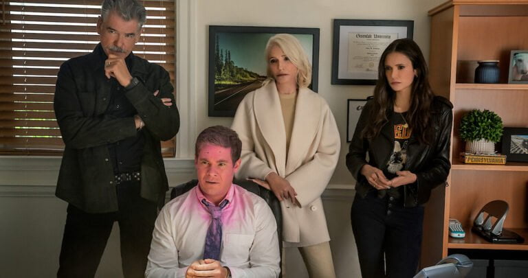 The-Out-Laws-Outfits