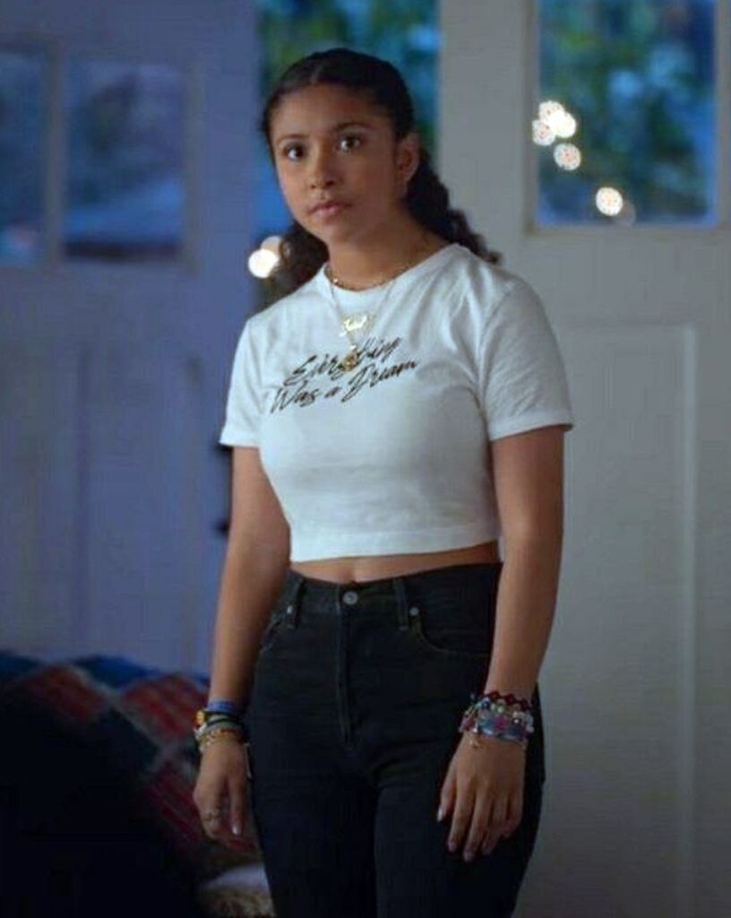 Julie and the Phantoms Outfits -A Julie Basic T-Shirt and Jeans Look From Julie and the Phantoms