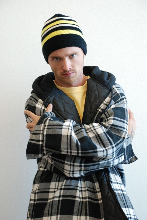 jesse-pinkman-style-fashion-looks-and-clothes-breaking-bad- Oversized Plaid Shacket worn in Breaking Bad