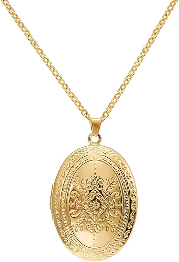 The Mummy 1999 Gifts Evelyn's Locket