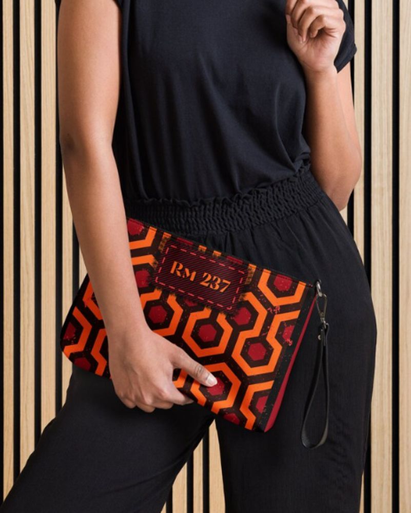 horror-purse-overlook-hotel-the-shining-pattern-hexagonal