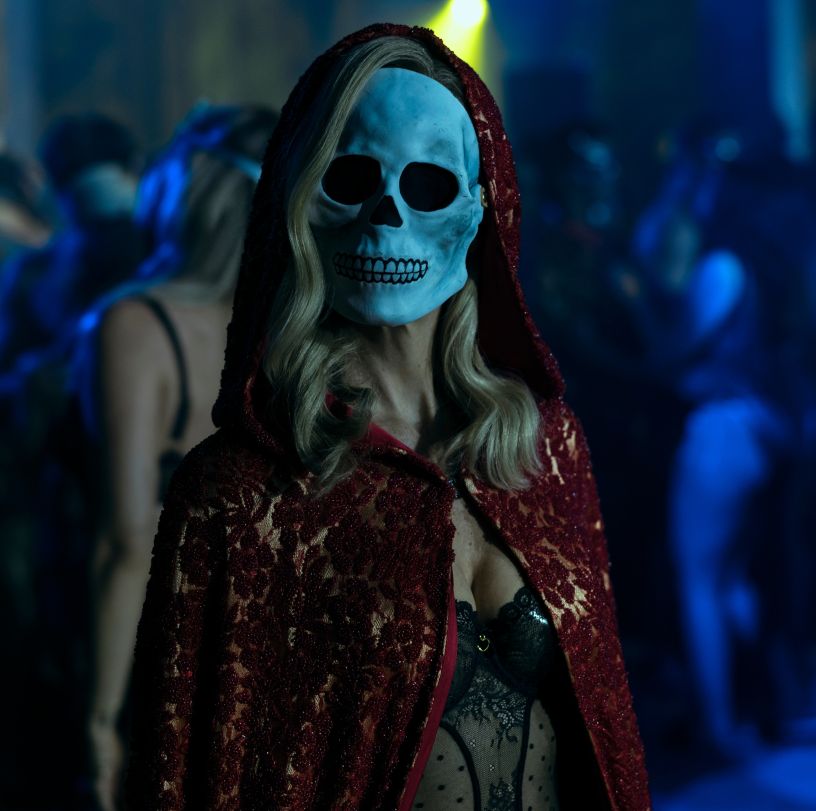 the-fall-of-house-usher-gift-ideas- Verna House of Usher Skull Mask