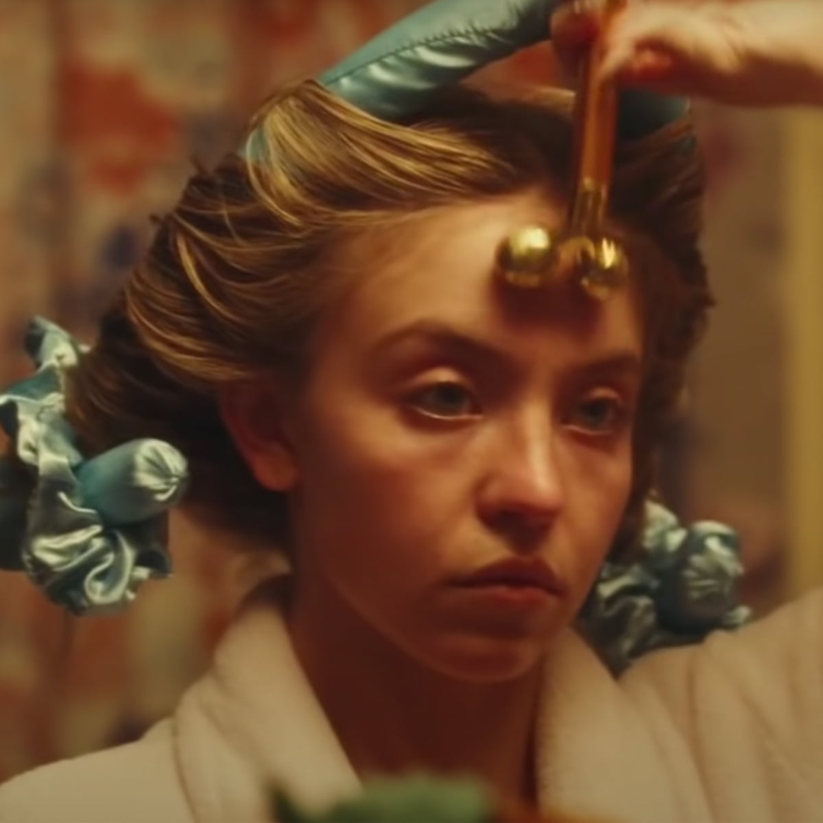 Euphoria Gifts Pastel Blue Heatless Curler