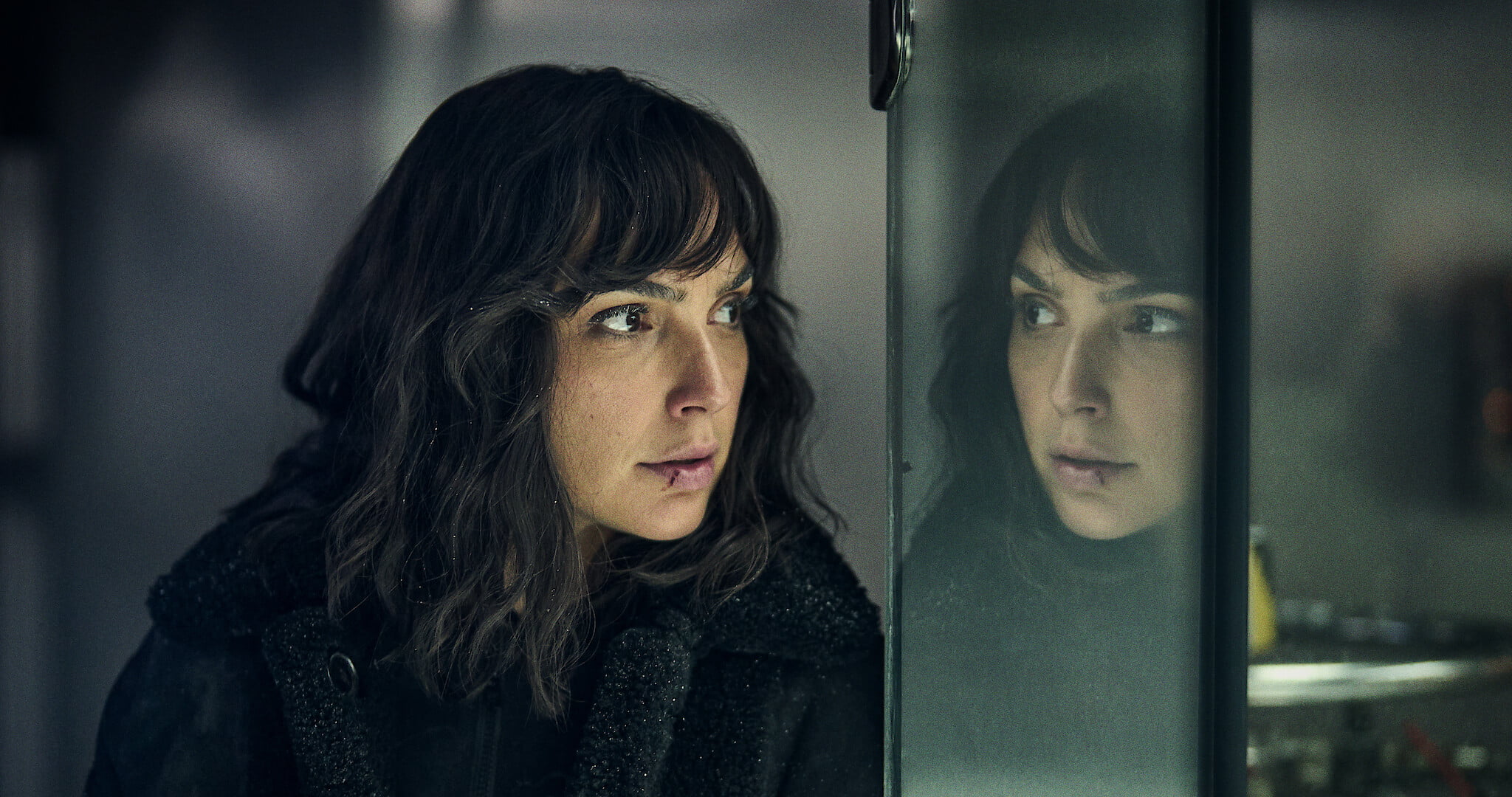 Heart of Stone Outfits Gal Gadot’s International Espionage Wardrobe