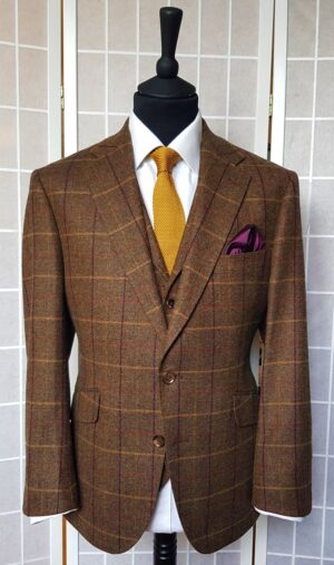 3-piece-hand-tailored-tweed-suit-theo-eddie-wears-in-netflix-the-gentlemen-guy-ritchie