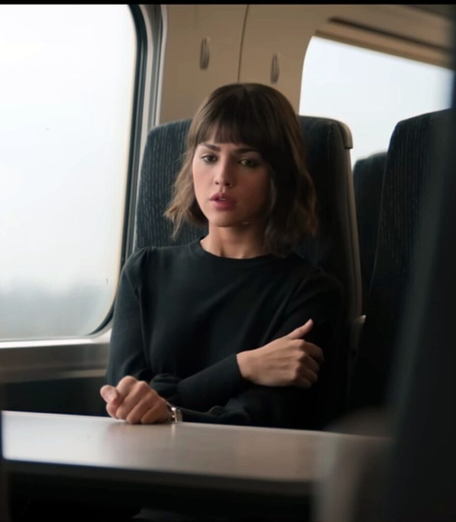 Auggie-Salazars-Simple-Black-Sweater-and-That-Fateful-Countdown-in-3-Body-Problem-