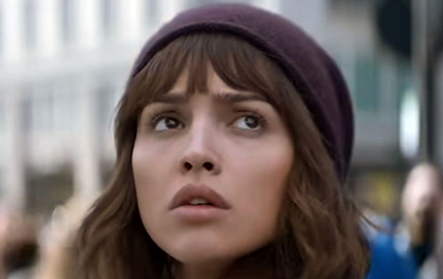 Auggie-Salazars-Wardrobe-in-3-Body-Problem