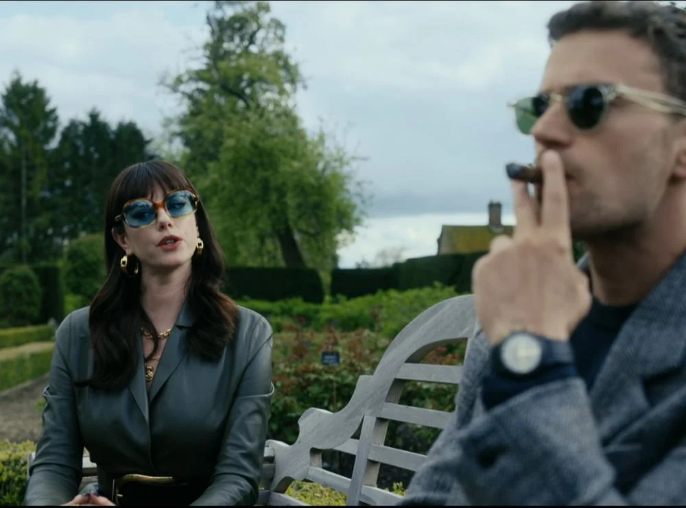 Susie also wears a pair of Oversized Tortoise Shell Sunglasses with Blue Gradient Lenses in The Gentlemen, specifically in episode 6