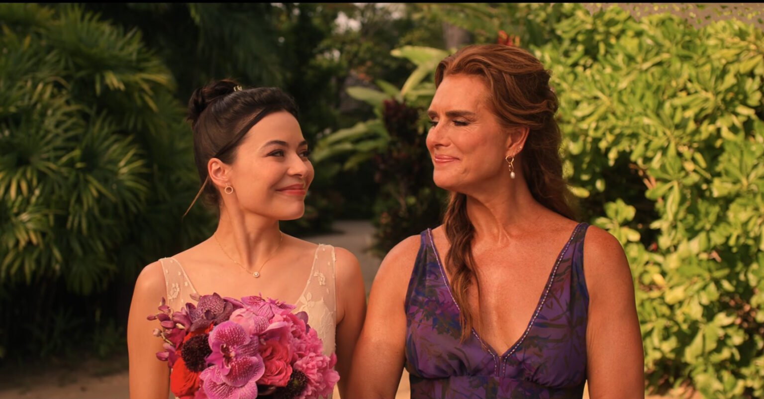 Mother of the Bride Outfits: Brooke Shields' (Lana) and Miranda ...