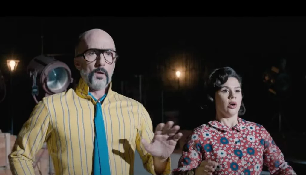 FlyMeToTheMoonAnnaGarciaJimRash